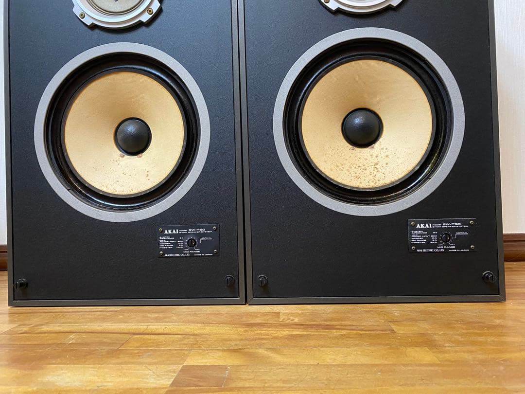 AKAI スピーカー SW-T50
