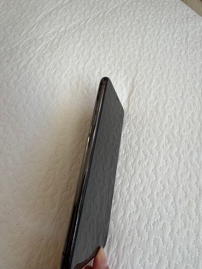 iPhone 11 Pro MAXスペースグレー