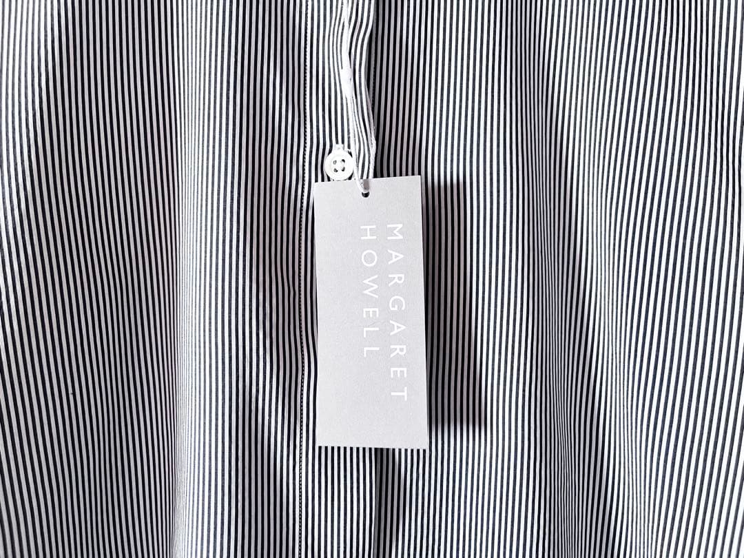 新品タグ付 マーガレットハウエル コットンシルク丸襟ストライプシャツ 3.4万