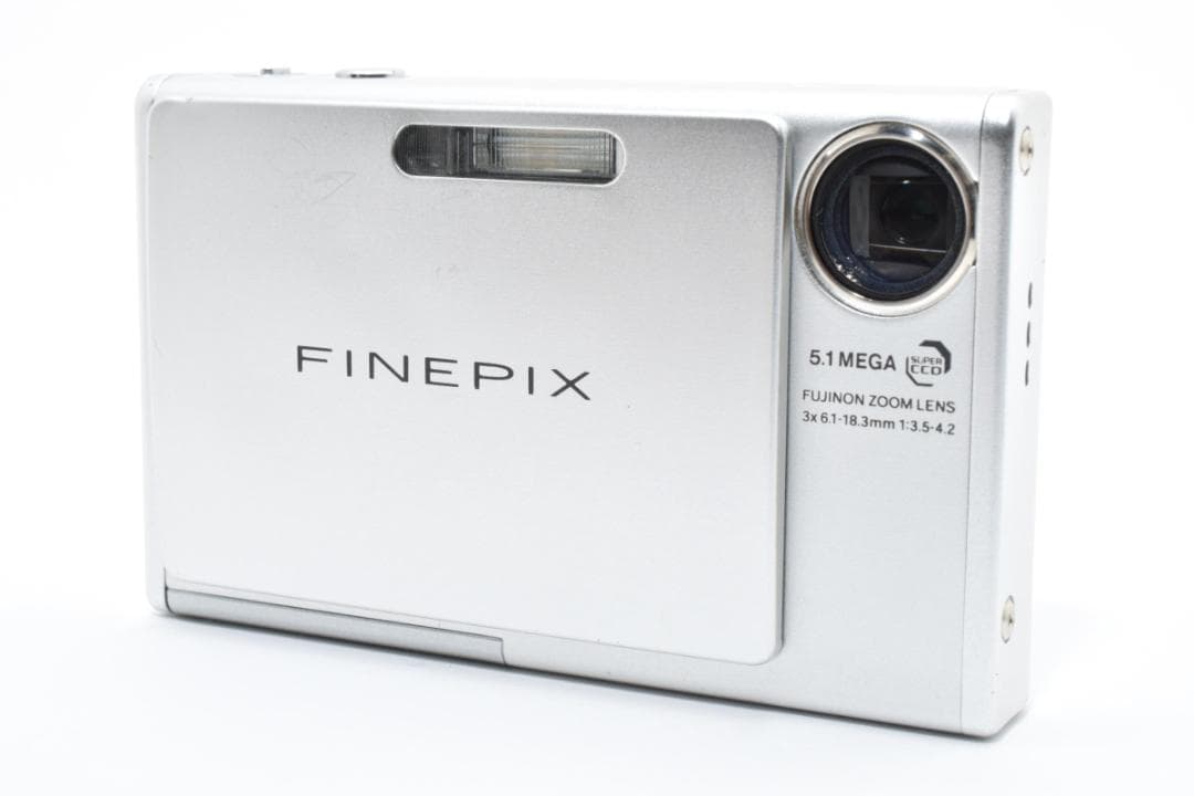 【お値下げ歓迎】 FUJIFILM FinePix Z3 シルバー