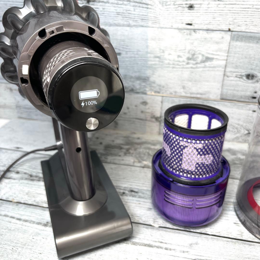 【美品】ダイソン 掃除機 コードレス Dyson V11 Fluffy SV14