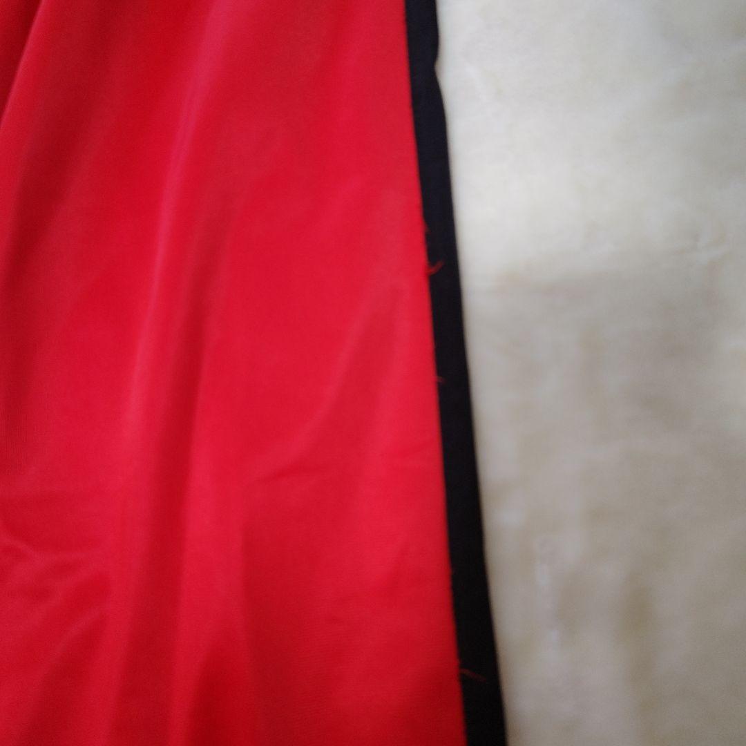 【レア☆MANCHESTER　UNITED】パーカー　OFFICIAL　赤　LL