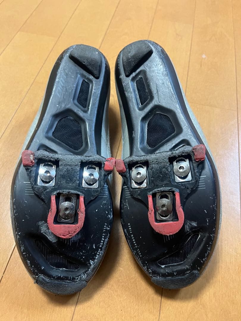 DMT KR0 グレー ロードバイク 用ビンディングシューズ