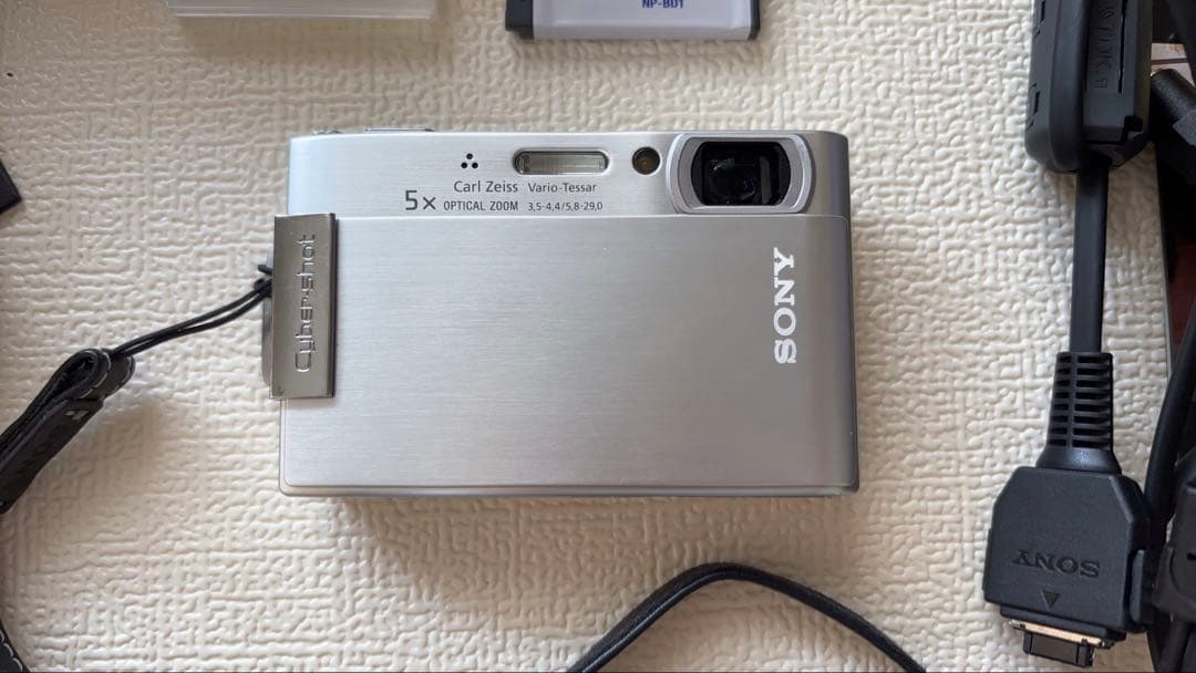 超美品 サイバーショット DSC-T200 デジカメ シルバー