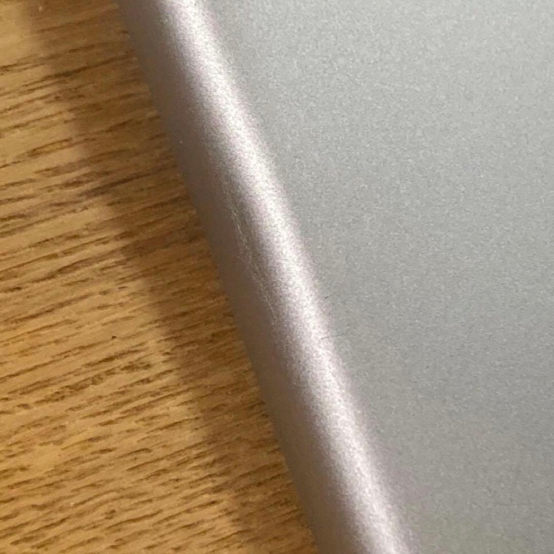 Apple iPad 第五世代 32GB Space Gray Wi-Fiモデル