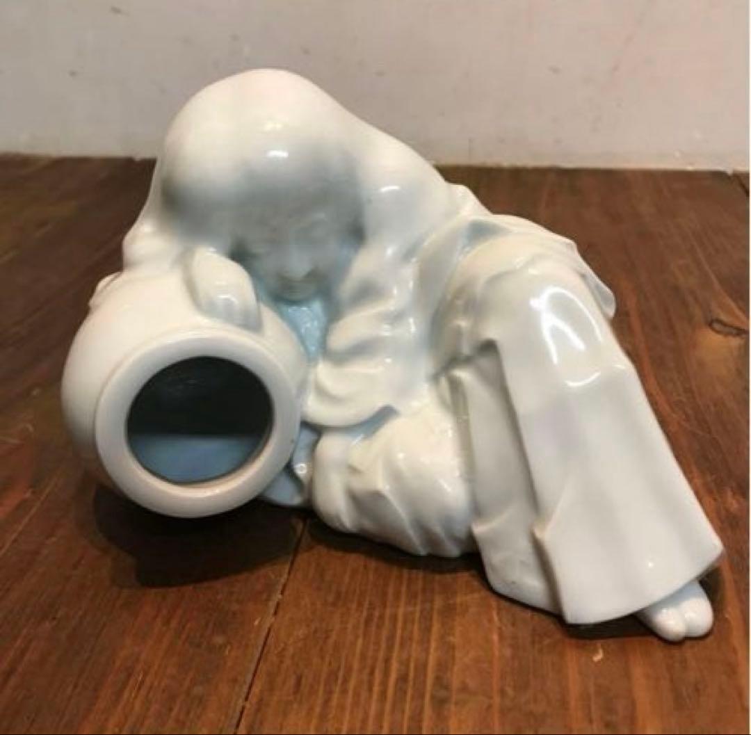 美品　陶器　慈山伯　猩々　白磁　置物　オブジェ　当時物　丁寧な作り
