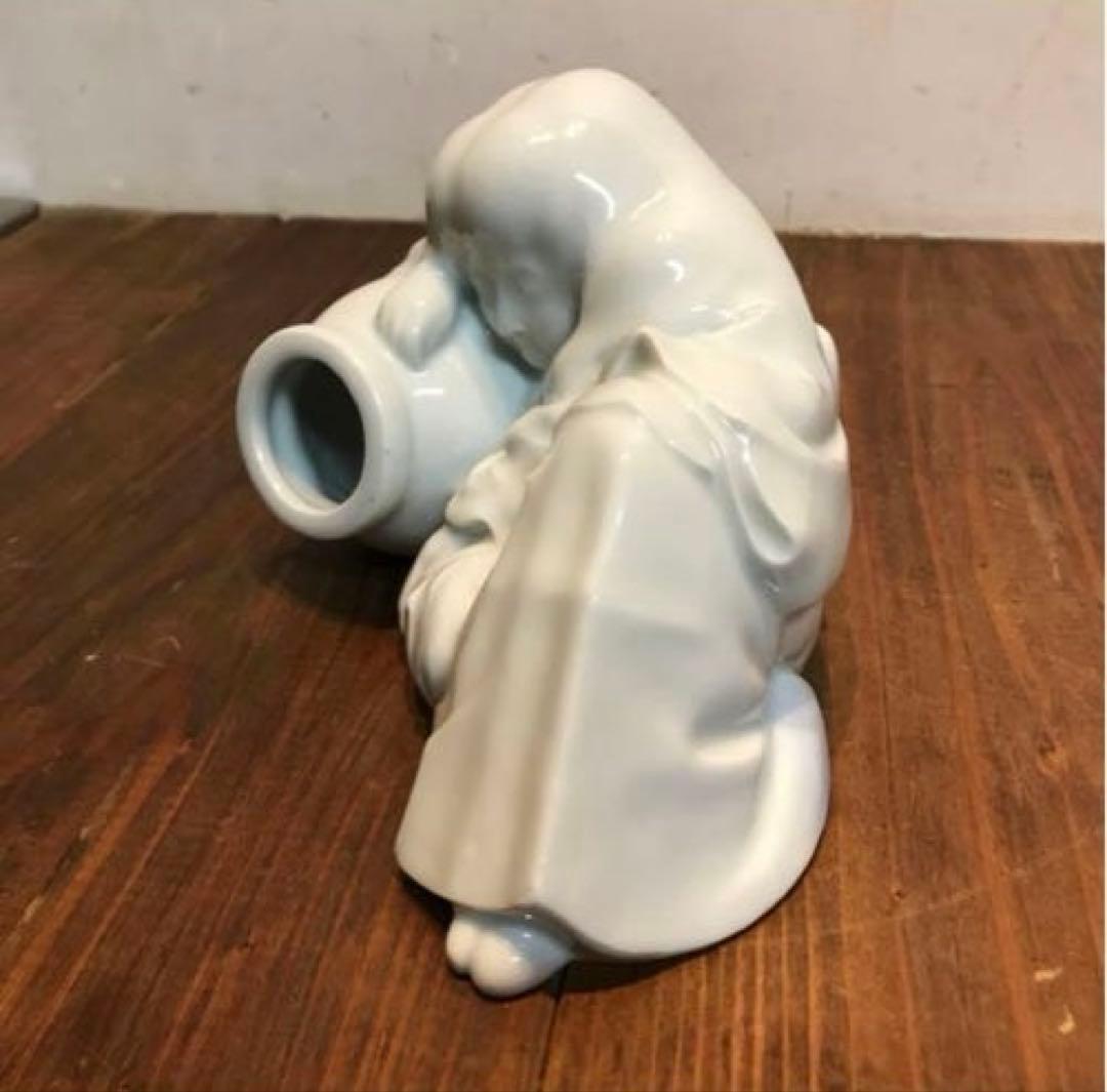 美品　陶器　慈山伯　猩々　白磁　置物　オブジェ　当時物　丁寧な作り