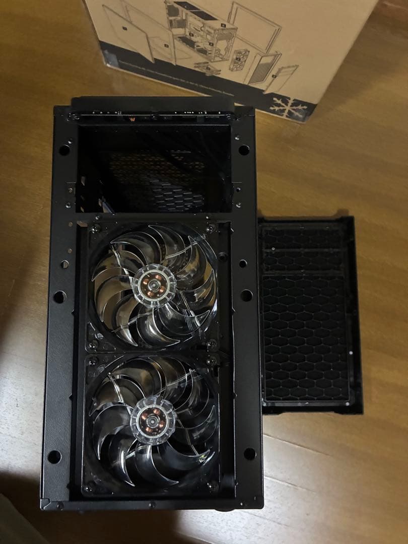 Fractal Design pcケースとグラボ3060ti