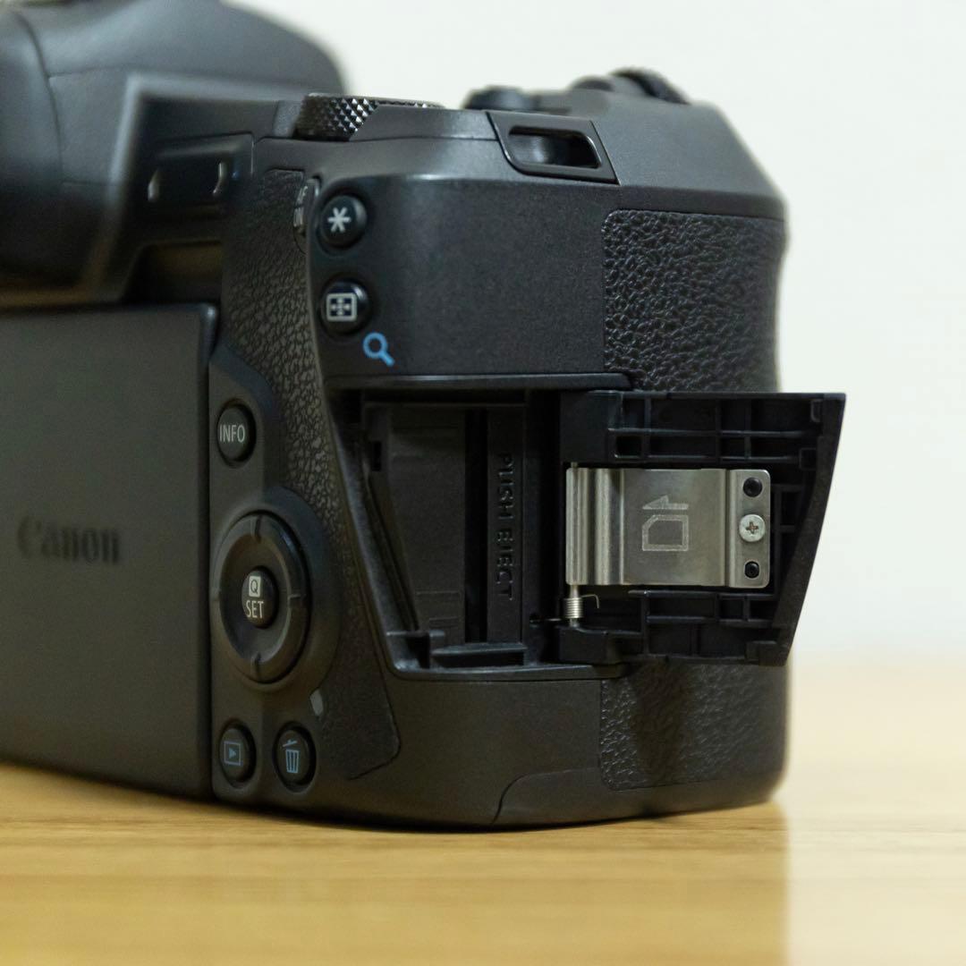 Canon EOS R ボディ EF マウントアダプター