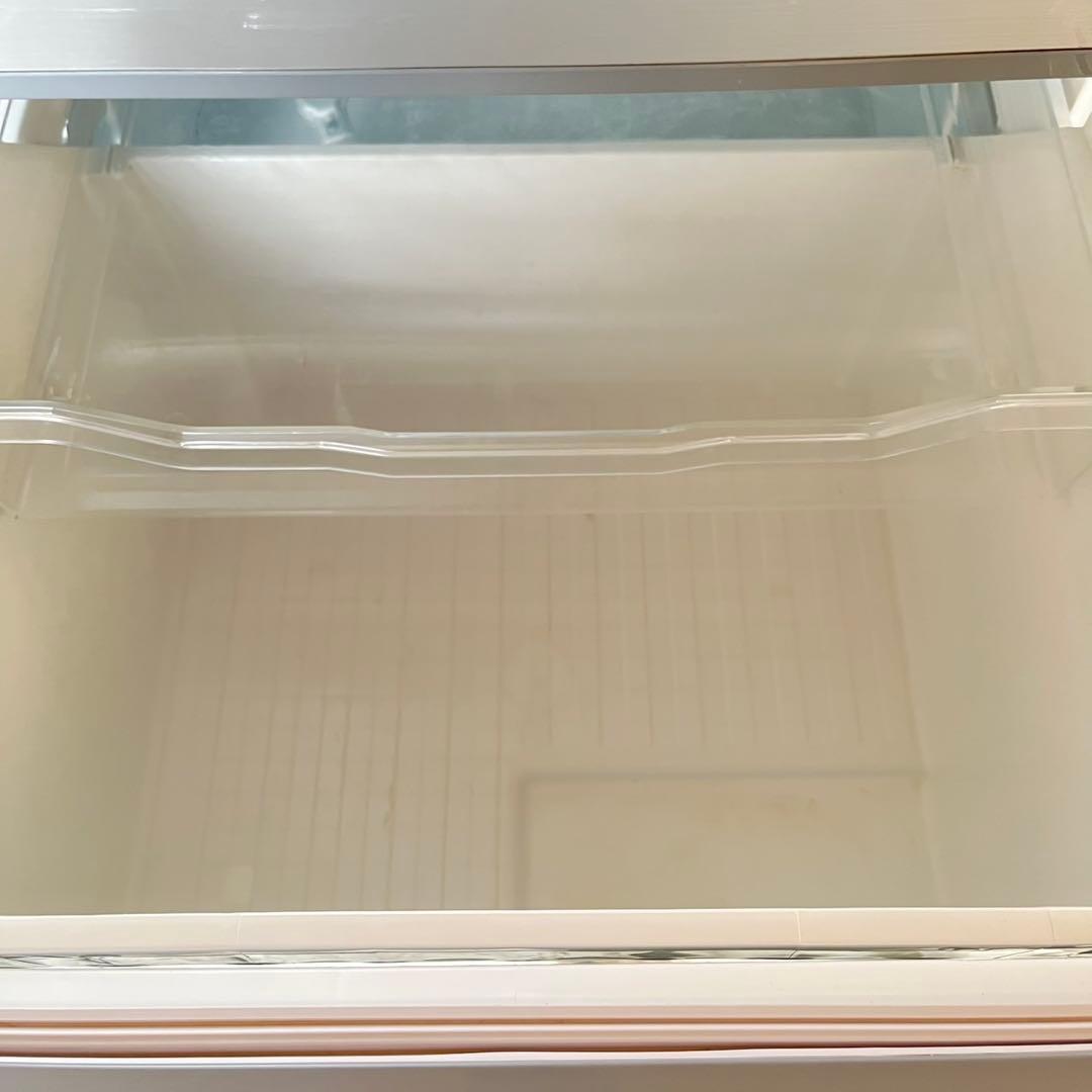 配送設置無料　TOSHIBA 大型冷蔵庫 330L 自動製氷機能付き