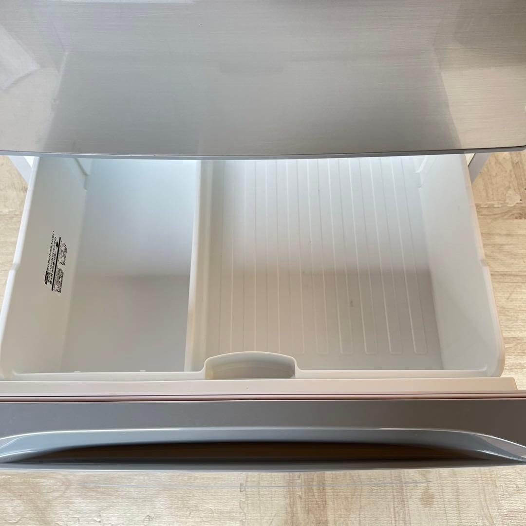 配送設置無料　TOSHIBA 大型冷蔵庫 330L 自動製氷機能付き