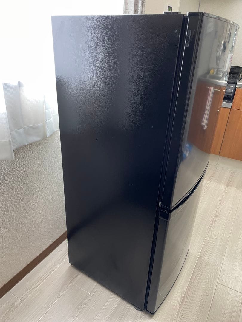 【値引きしました】アイリスオーヤマ　冷凍冷蔵庫　IRSD-14A(2023年製)