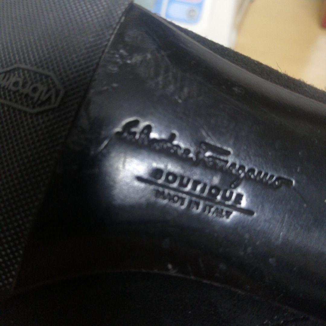 Salvatore Ferragamo 黒 スエード ショートブーツ