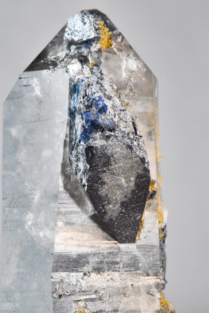 ノルウェー産 アナテース付きスモーキークォーツ