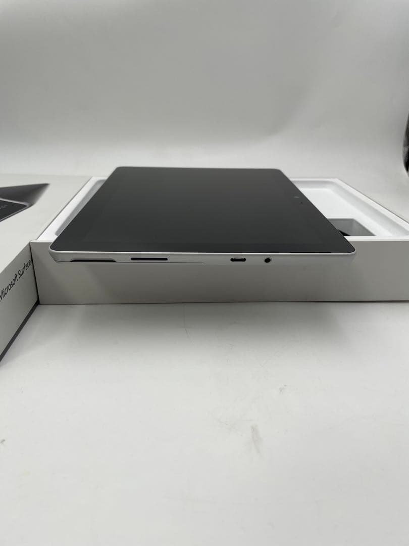 Windowsタブレット本体 Microsoft Surface Go / Model:1824