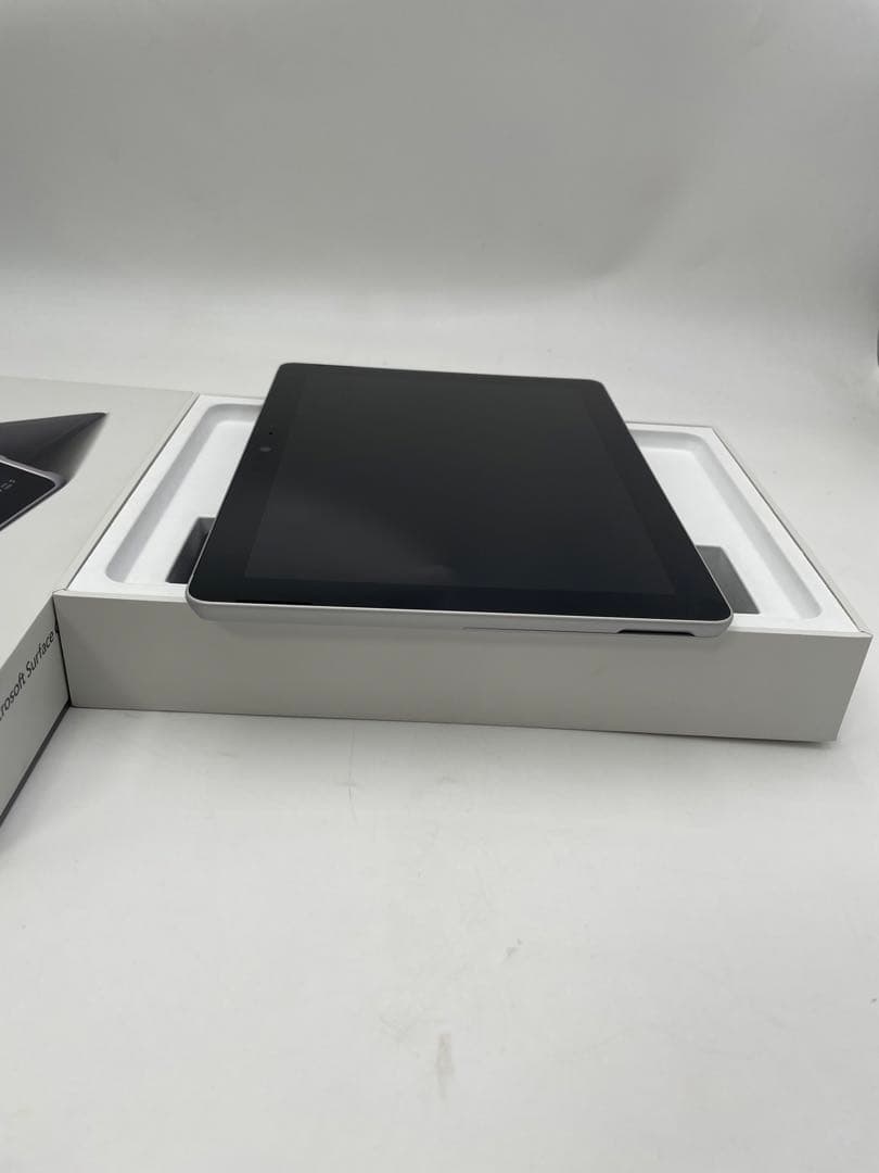 Windowsタブレット本体 Microsoft Surface Go / Model:1824