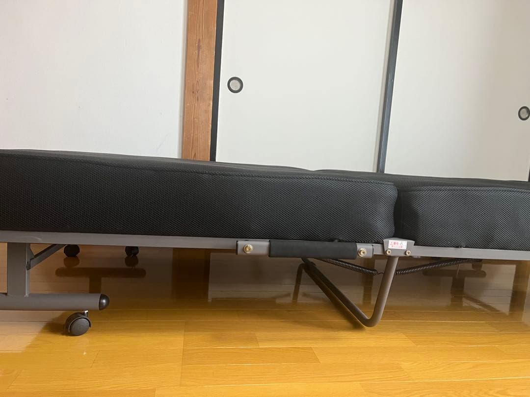 アイリスオーヤマ 折りたたみベッド OTB-PSN／現行モデル／説明書付き／美品