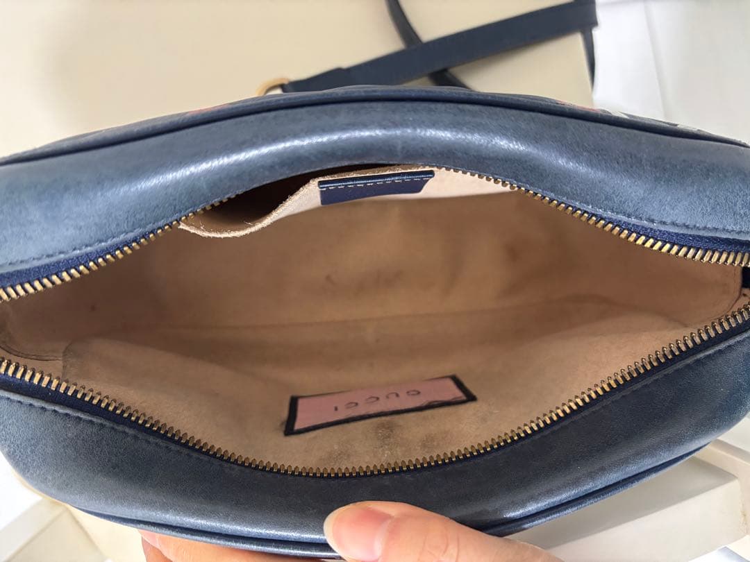 GUCCIグッチ GGマーモント ゴーストチェーン ショルダーバッグレザーバッグ