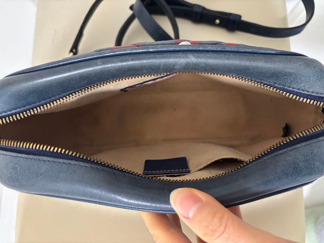 GUCCIグッチ GGマーモント ゴーストチェーン ショルダーバッグレザーバッグ