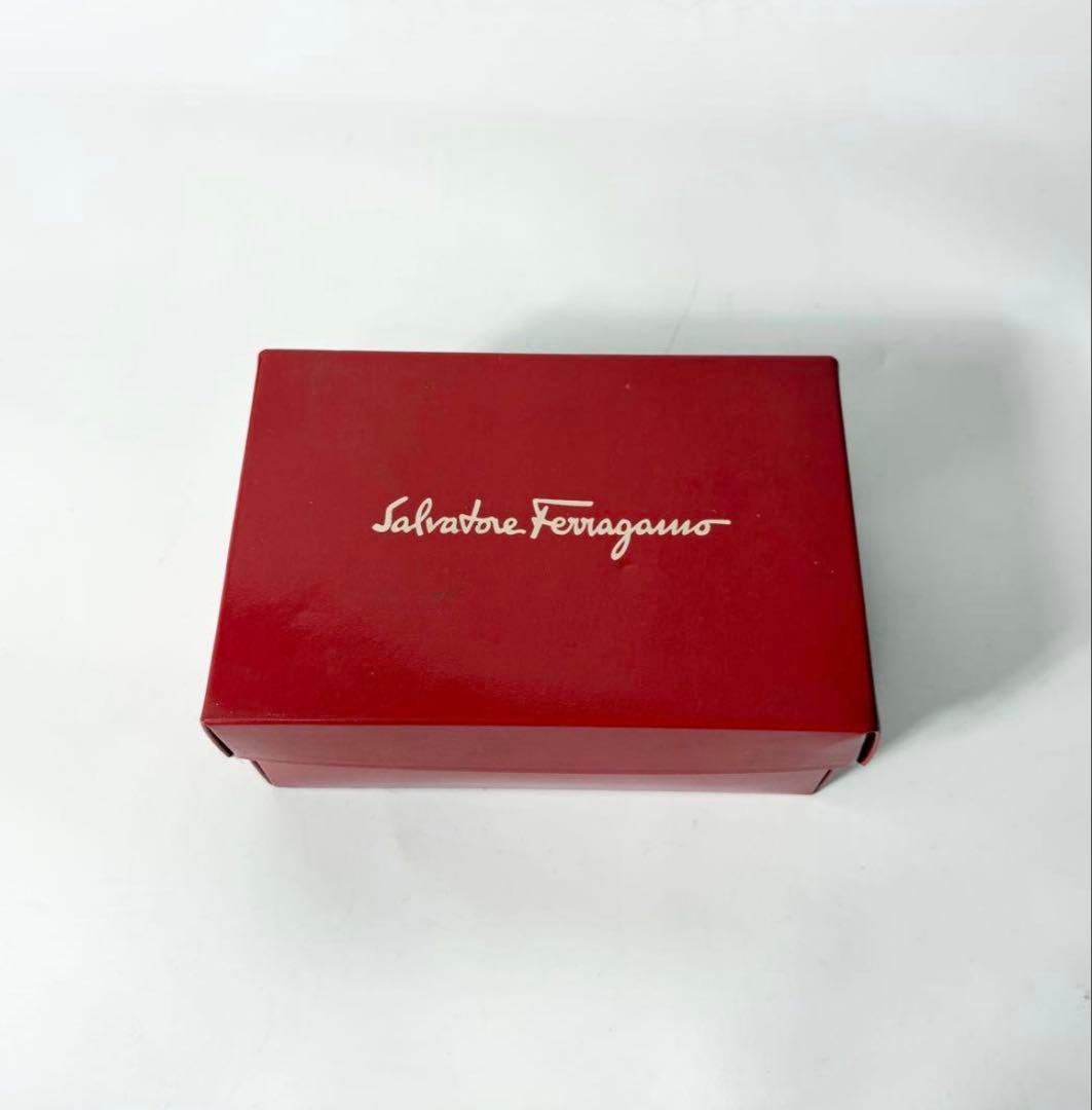 サルヴァトーレフェラガモ　ガンチーニ　レディースベルト　ブラック