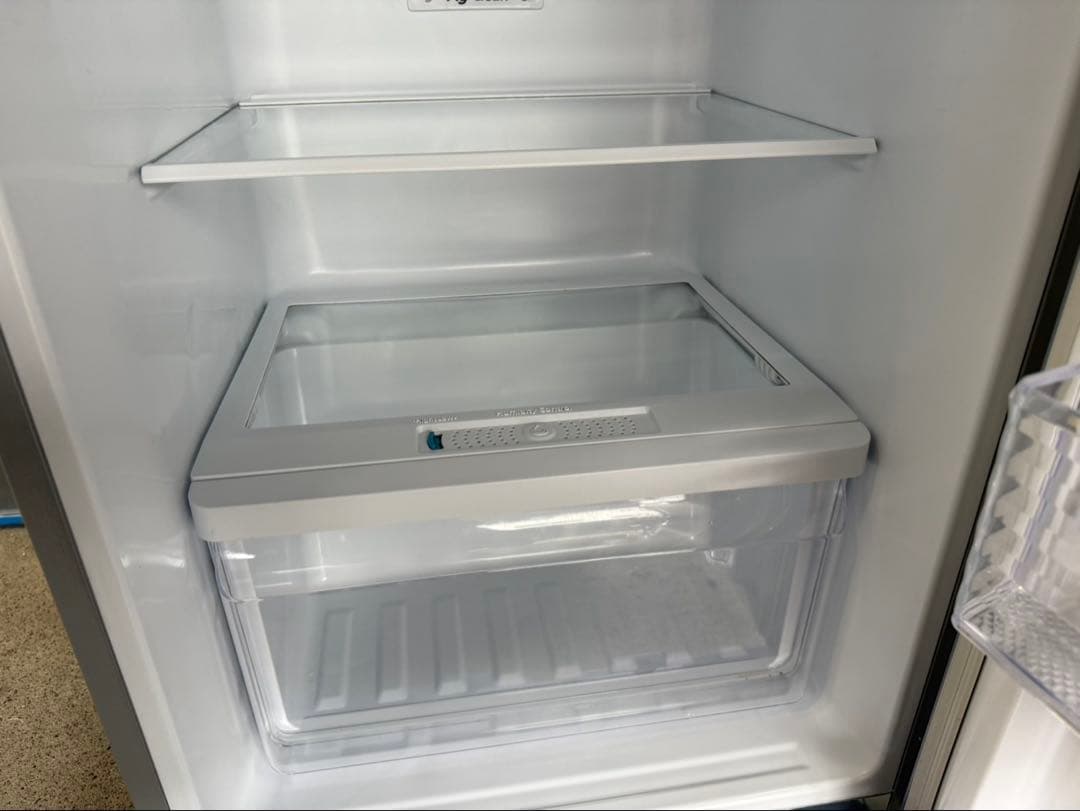 Panasonic ノンフロン冷凍冷蔵庫　NR-B251T-SS 2022年