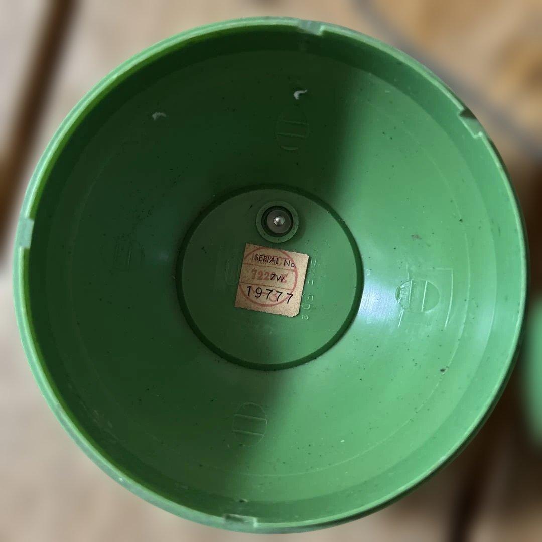 ダ*イ様 ナショナルパナソニック R-70 吊り下げ可能AMラジオ　グリーン