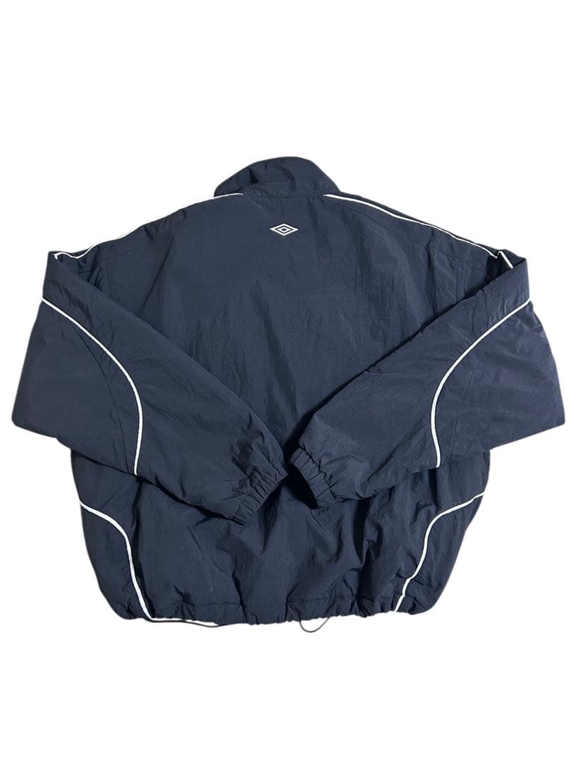 UMBRO ナイロンジャケット ブラック 短丈 値下げしました！