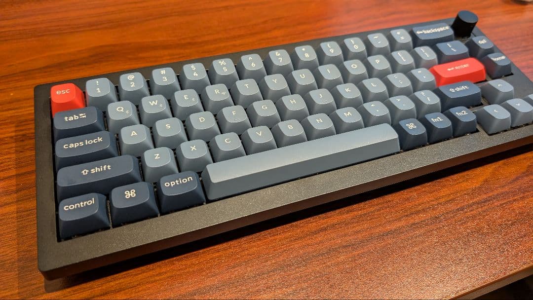 Keychron V2 Max 英字 赤軸 65%キーボード