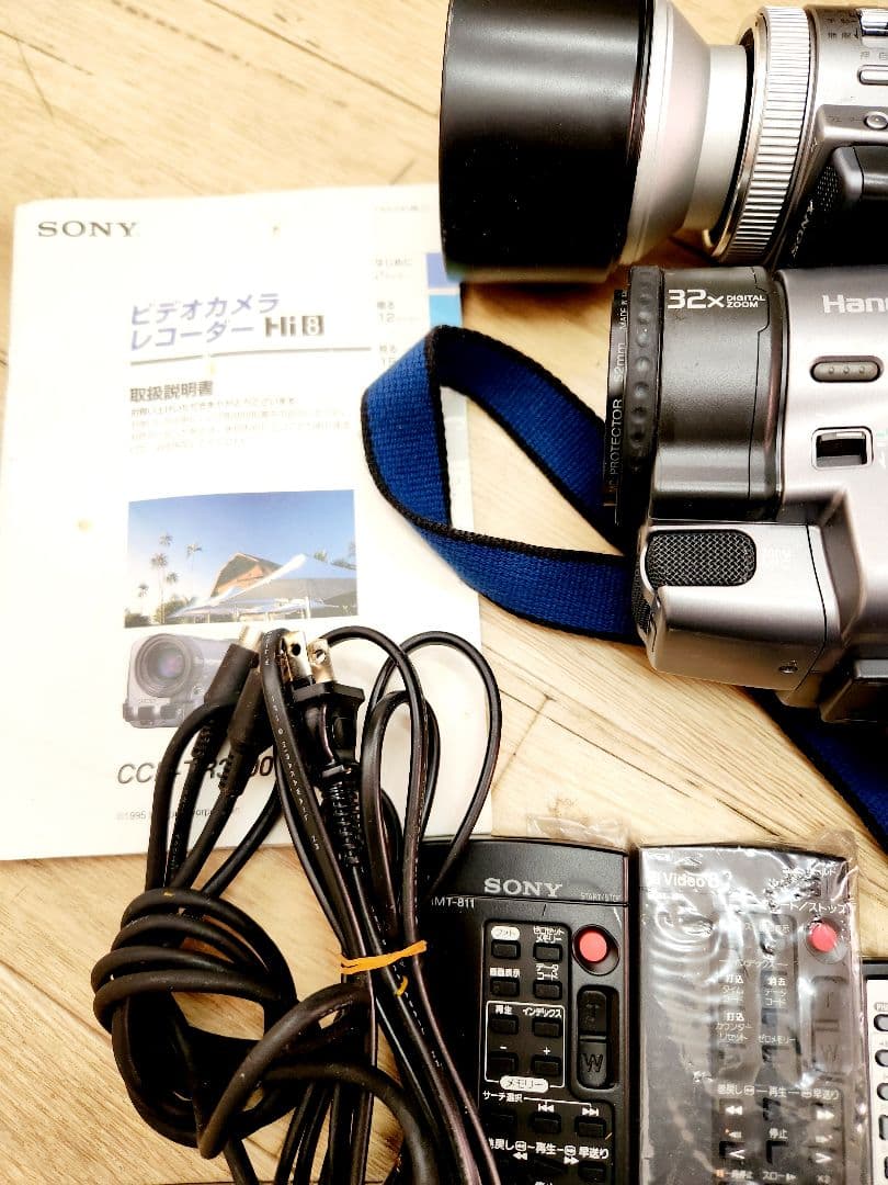 SONYハンディカム　まとめて　本体充電器バッテリー配線等現状品