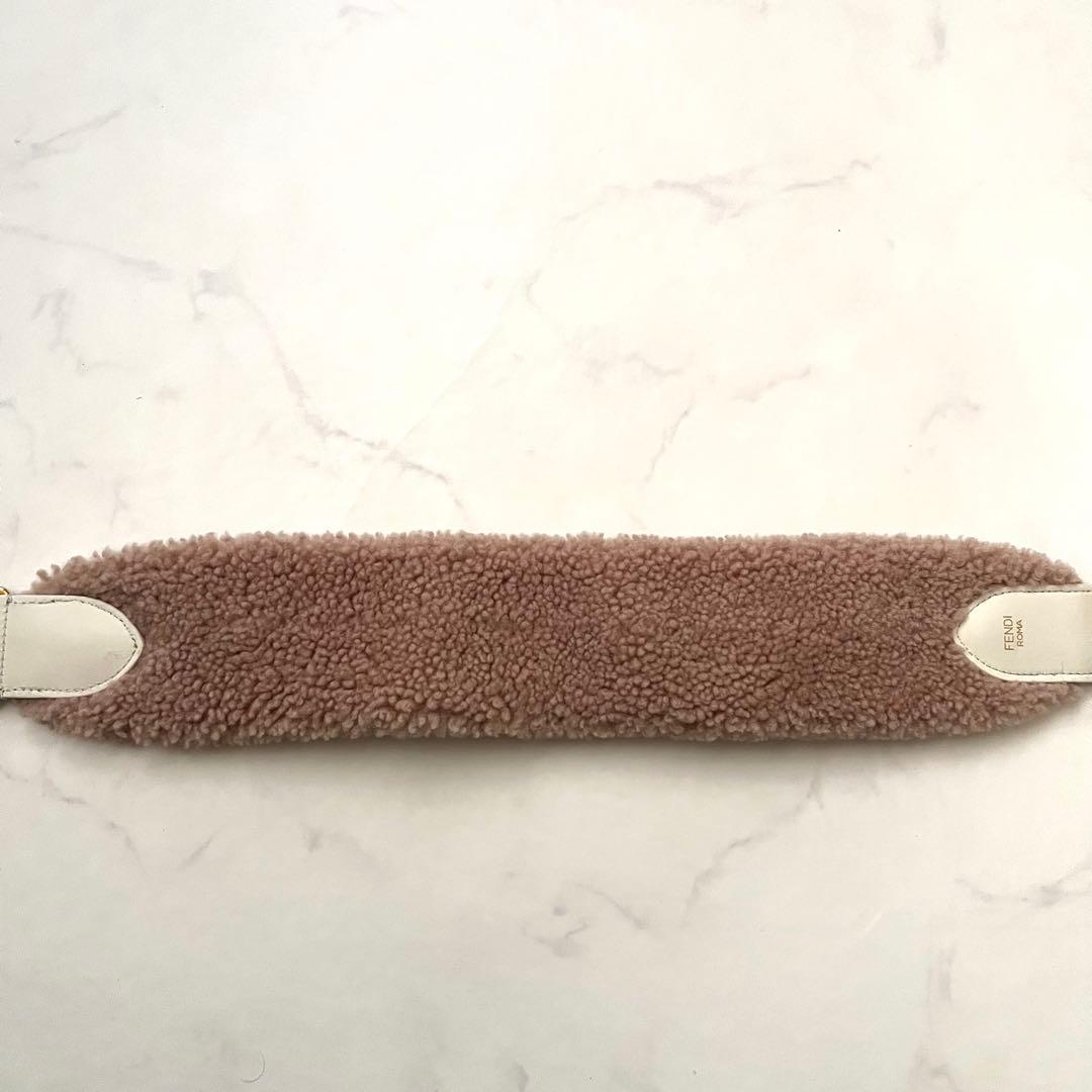 フェンディ ストラップユー ボア レザー ロゴ ショルダー紐 肩紐 シープスキン