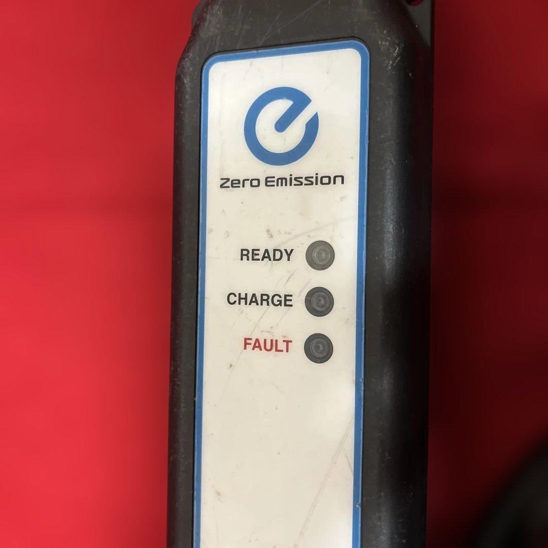 日産純正‼︎ リーフ　充電ケーブル！