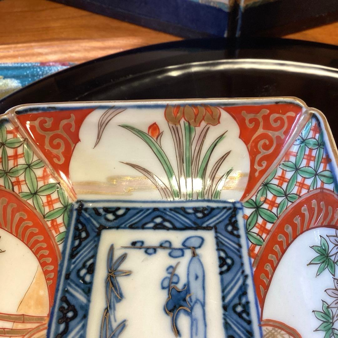 A1056 古伊万里　懐石道具　錦手　窓絵流水菖蒲紋様　隅入長皿　2枚