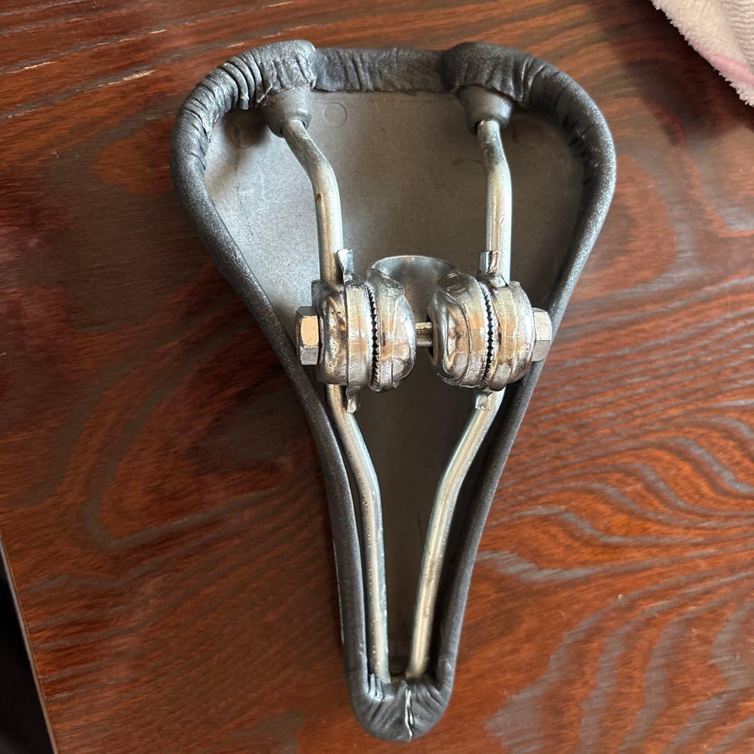 turbo サドル 黒 合成皮革