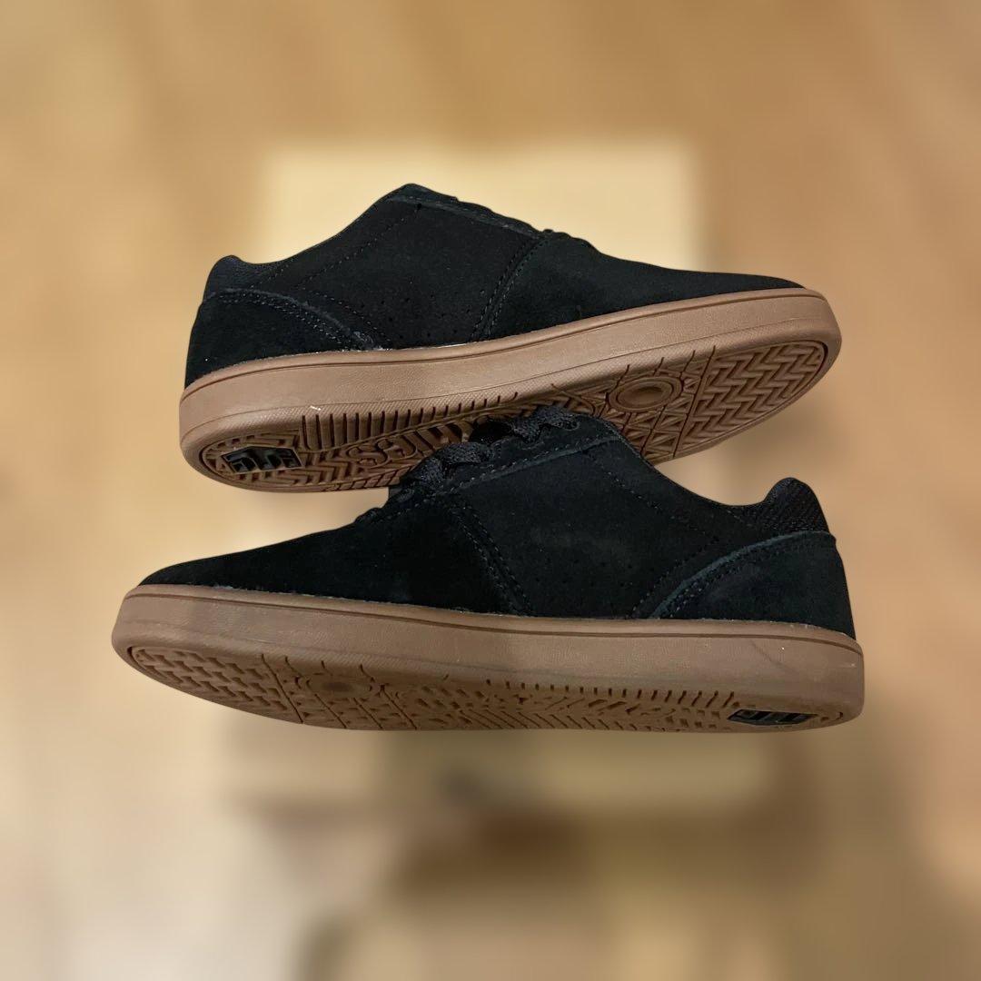 etnies スニーカー 21cm スケボー　新品
