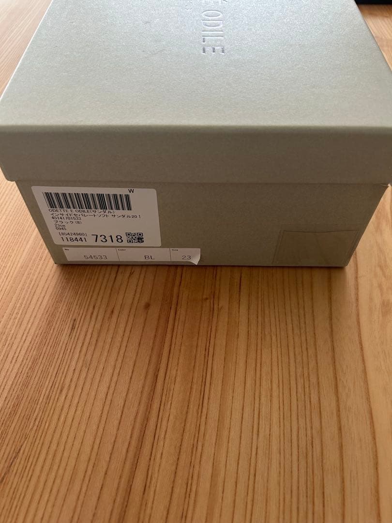 新品　オデットエオディール　インサイドセパレートソフトサンダル　ブラック23.0