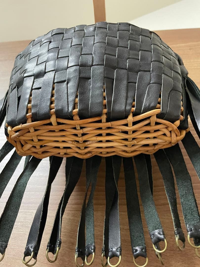 ebagos フリンジ付きミニショルダー