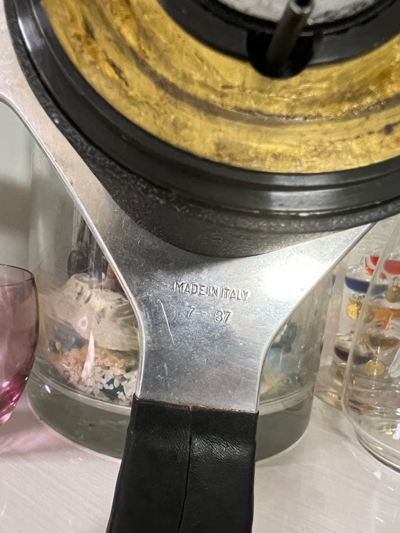 希少品！激安送料込‼️ フェラーリ ステアリング 跳ね馬マーク/イタリア製