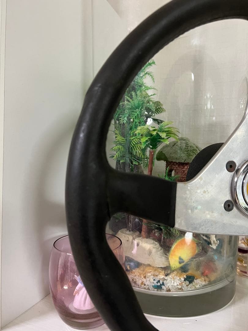 希少品！激安送料込‼️ フェラーリ ステアリング 跳ね馬マーク/イタリア製