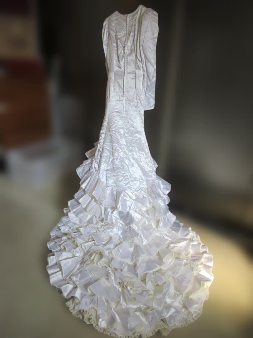 ホワイト　バタデコーラ