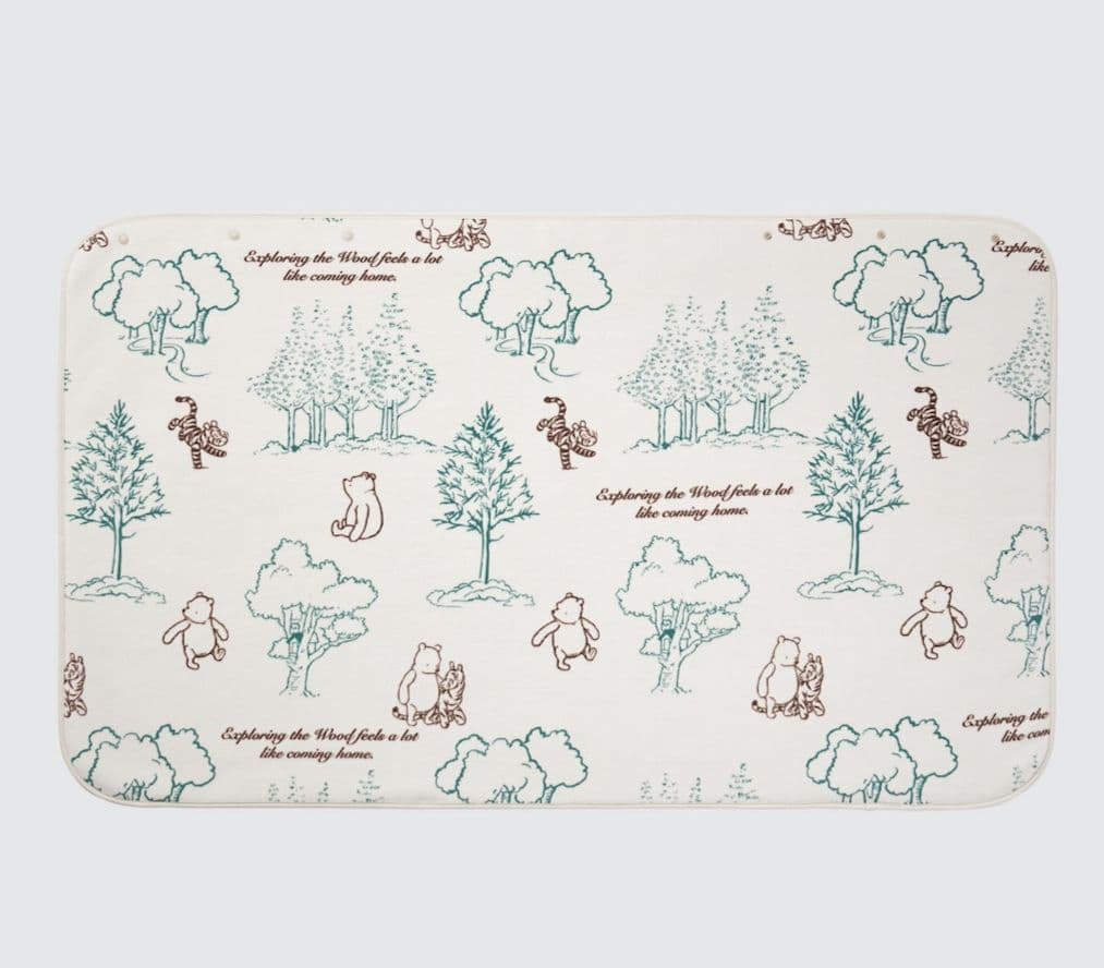 ユニクロ×プーさん　フリースブランケット　膝掛け