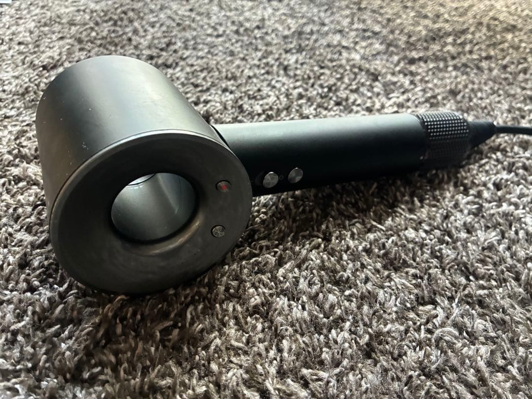 Dyson Supersonic ヘアドライヤー HD08 ブラック　ジャンク品