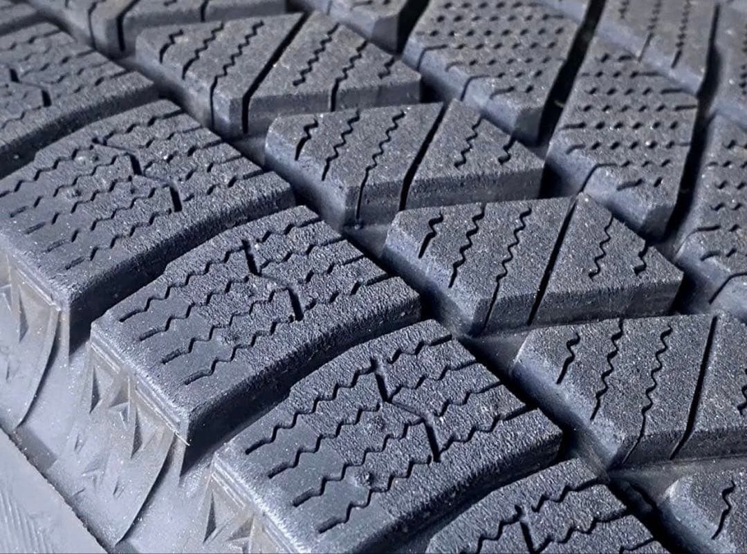 【Y 】2024年製ブリザック VRX3スタッドレス＋ホイール4本セット