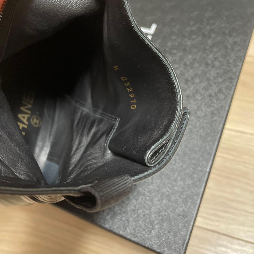 シャネル　黒　38 レザー