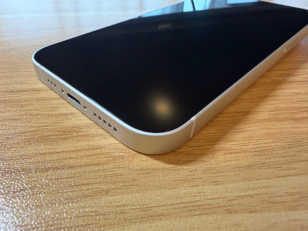 【美品】iPhone 14 無印 128GB スターライト SIMフリー