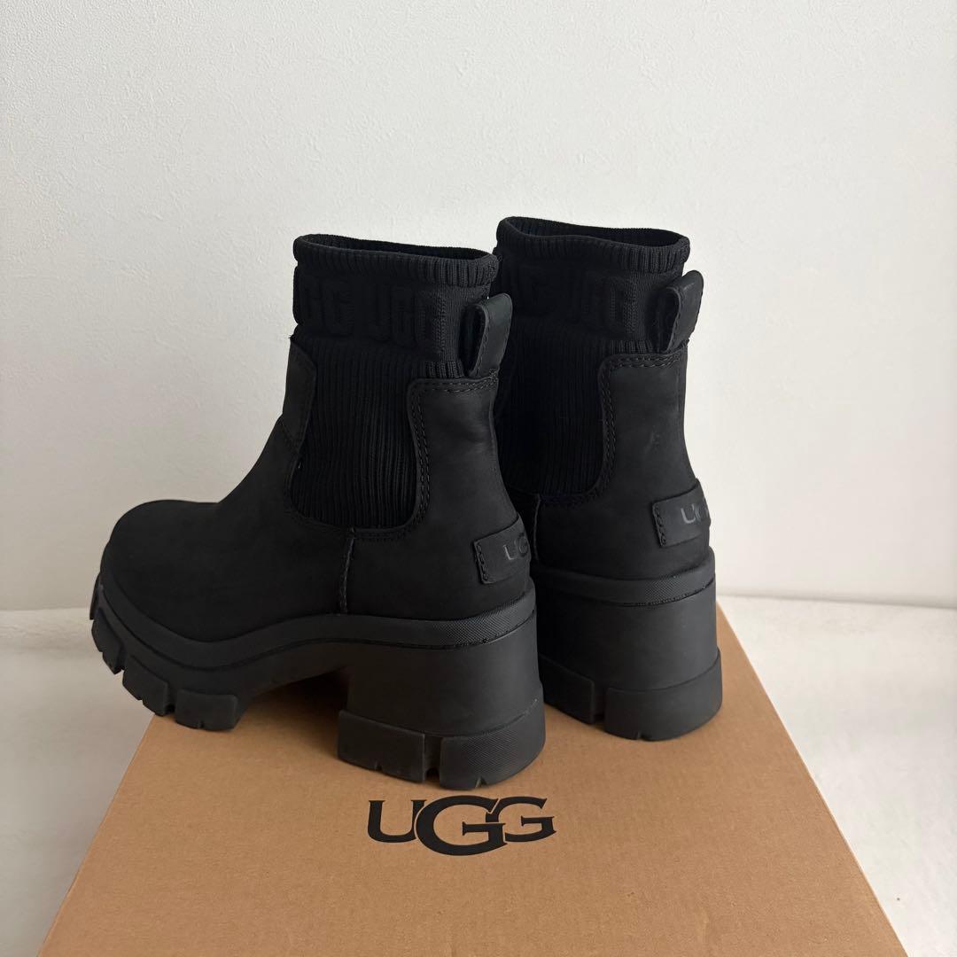 UGG【ブルックリンチェルシー】23.5㌢ ブラック US6