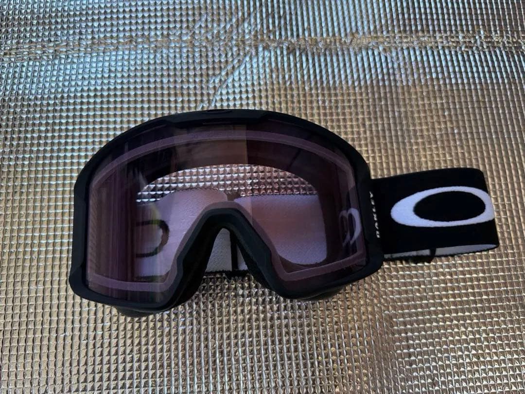 Oakley ゴーグル パープルレンズ 収納ケース付き