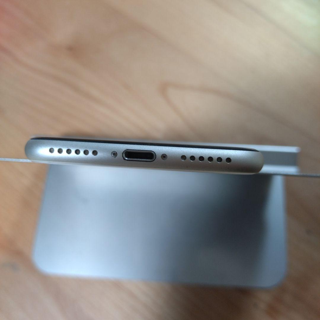 iPhone SE3 256GB｜本体｜SIMフリー｜スターライト　付属品なし