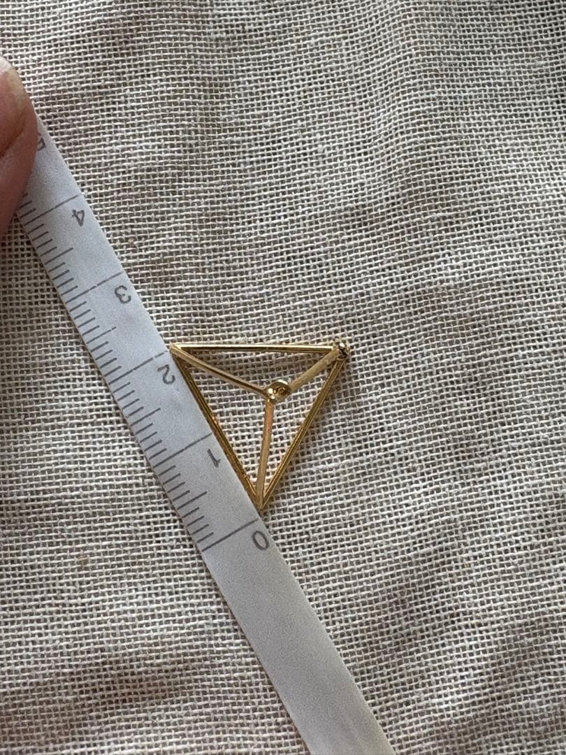 shihara 3D Triangle ピアス 18K 20mm （シハラ）