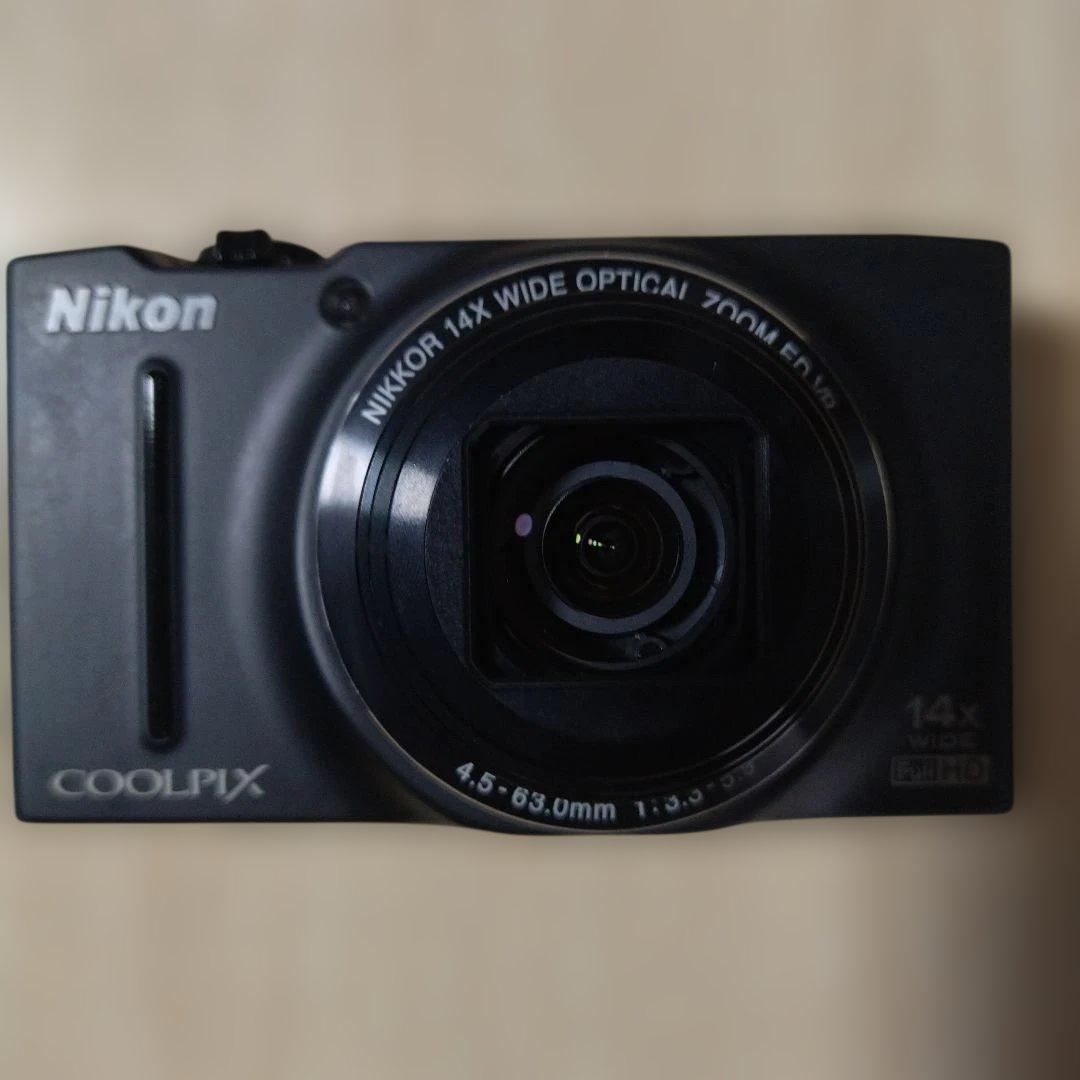 【液晶に難あり】高機能モデル デジカメ ニコン COOLPIX S8200