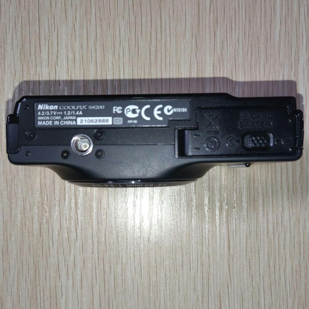 【液晶に難あり】高機能モデル デジカメ ニコン COOLPIX S8200